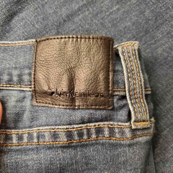 Calvin Klein Womens Jeans 30x31 Size 10 Tall Bootcut Dark Wash Stretch - Picture 5 of 10